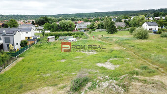 Investičný pozemok 1600 m2 Marianka Intravilán Skvelé ROI - 12