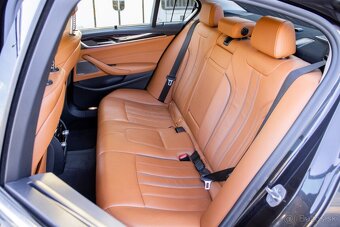 BMW Rad 5 530iX HEV G30 AT/8 2020 /AJ NA SPLÁTKY/PROTIÚČET - 12