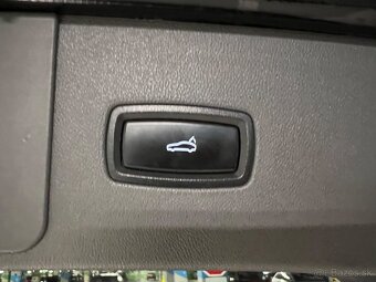 Porsche Cayenne 4x4 A/T BLACK OPTIK 250KW / 3.0 B - 12