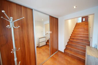 Vyšná Myšľa rodinný dom. 3 samostatnébytové jednotky - 12