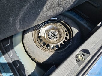 Opel Corsa (2015) automat benzín - 12