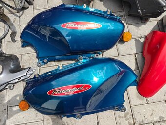 Suzuki XF 650 Freewind - Náhradní díly - 12