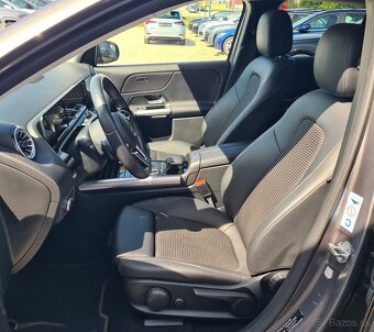 MERCEDES-BENZ EQA 300 4MATIC - 12