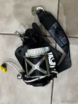 Snimac xenonu novy diel passat b7, skoda puklice, pas - 12