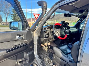 Nissan Patrol GU4 3.0 - 12