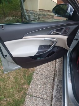 Opel Insignia - 12