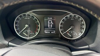 Škoda Octavia 2 Liftback Facelift - 12