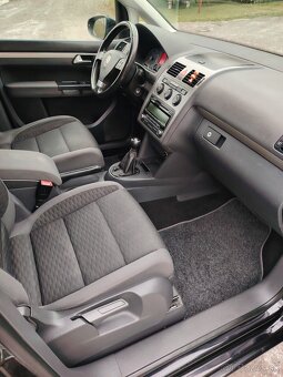 Volkswagen Touran 1.9tdi- 2010 - 12