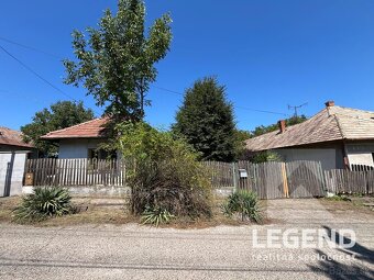 RD Svodín, krásny pozemok 1317 m2, tichá ulička, ovocný sad - 12