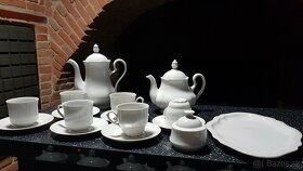 Predám biely porcelán súpavu tanierov - 12