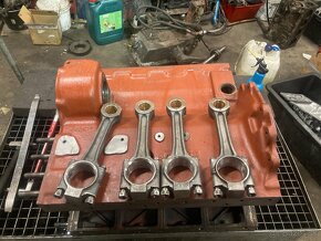 Motor po GO Zetor Z6901 vhodné aj pre URSUS C-355 - 12
