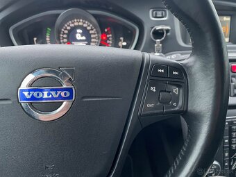 Volvo V40 D3 2.0 110kw Momentum - 12