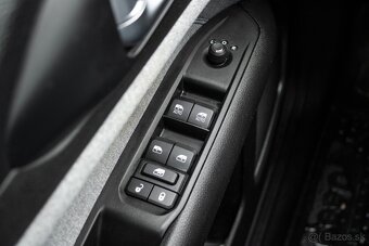 Jeep Compass 1.3 GSE Longitude 2022 - 12