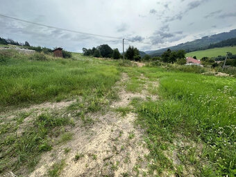 Krásny pozemok na Beňuši, tichá lokalita - 12