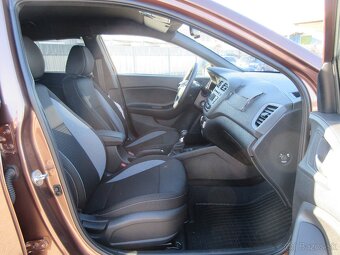 Hyundai i20 - 12