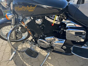 Honda VT 750 DC Black Widow - 12