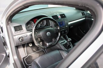 Volkswagen Golf R32 3.2 V6 4-Motion - 12