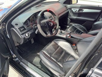 MERCEDES BENZ C63 2010 135000km - 12