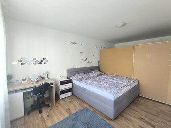 REZERVOVANÉ ZREKONŠTRUOVANÝ ZARIADENÝ VEĽKÝ /64,11M2/ STRED - 12