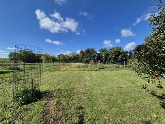 100-ročný dom na polosamote, pozemok 3252 m², Čab – Lahne - 12