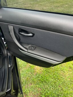 BMW 330xD E90 2010 - 12