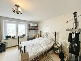 RD s terasou a pozemkom v Prietržke -len u nás v ponuke - 12