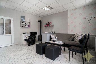 Bátovce, dom o veľkosti bytu s veľkým pozemkom - 12