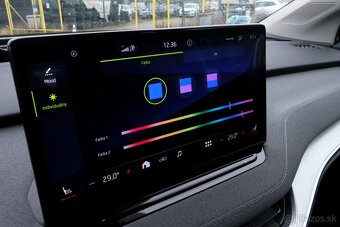 Škoda Enyaq iV 60 Matrix,Head Up -NEBÚRANÉ - 12