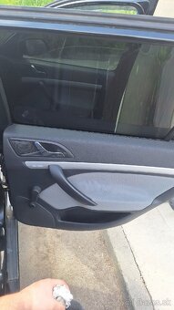 Škoda octavia II 1.9 tdi - 12
