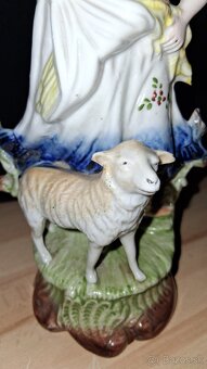 Porcelánová soška/figúrka Pastierka značená Germany - 12