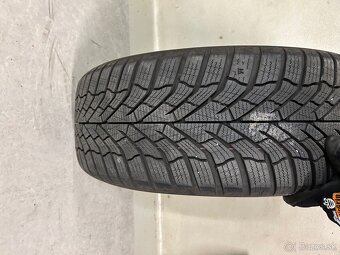 215/55 R17 zimné Kumho wintercraft WP52 + wintercraft 71 - 12