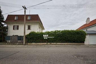 Krásny 2 generačný dom na predaj - 12