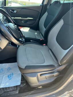 Renault Captur 66KW - 12