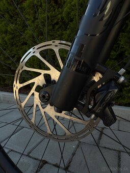Elektrobicykel Trek Fuel EXe 9.7 Matte Pennyflake - 12