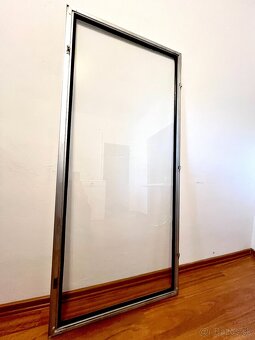 🪟 Kvalitné sklá v hliníkovom ráme–pevné, čisté, TOP stav 💪 - 12