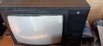 predam Analogové TV - 12