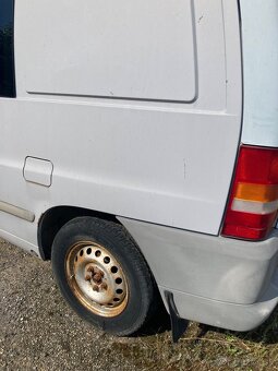 Mercedes Vito - 12