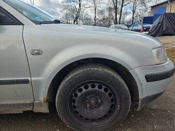 Volkswagen Passat r.v. 2000 1.6 benzínové 75kw - 12