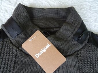 Pánsky pulóver Desigual, veľ. XL - 12
