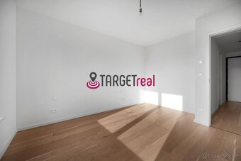 TARGETreal | Moderný a svetlý byt v projekte ZWIRN s výhľado - 12