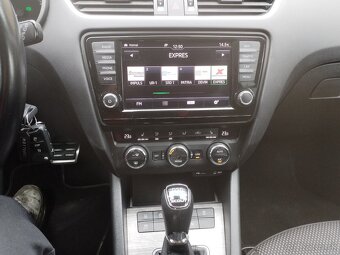 Škoda Octavia combi Scout 2.0 TDi - 12