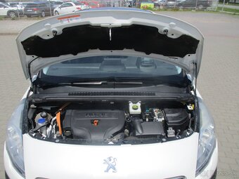 PEUGEOT 3008 Hybrid 4x4 Allure Pano HUD Navi LED - 12