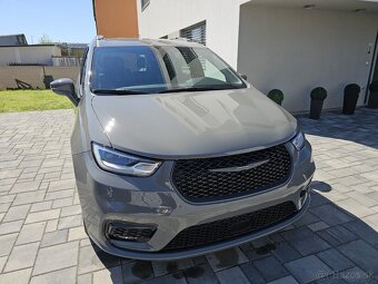 Chrysler Pacifica 3.6L V6 7 miest Radar DPH - 12