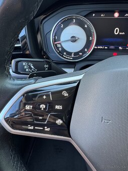 Volkswagen Touareg 3.0 TDi DSG 170kW 4x4 - 12