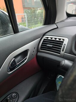 Predam Peugeot 407 nafta AC Kombi - 12