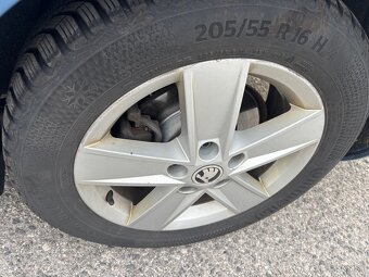 Škoda Octavia 3 2,0 TDI DSG 4x4 - 12