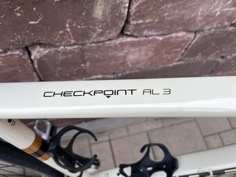 Gravel TREK Checkpoint AL3 - 12