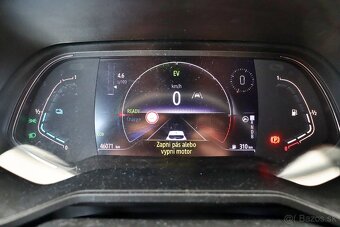 Renault Clio E-TECH HYBRID - 12