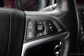 Opel Astra ST 2.0 CDTI Cosmo 121kW – TOP výbava, 1. majiteľ - 12