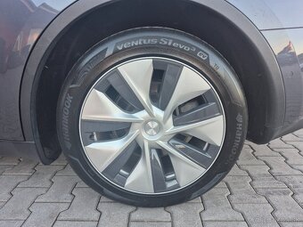 Tesla Model Y Long Range 378kW - FSD  SOH 93,1%(ODPOČET DPH) - 12